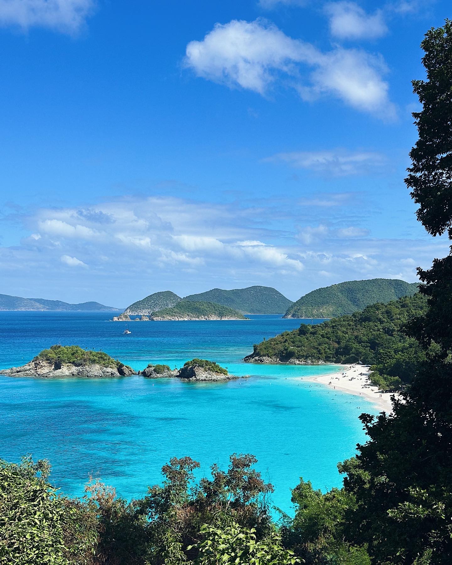 Can I travel to USVI Alone?